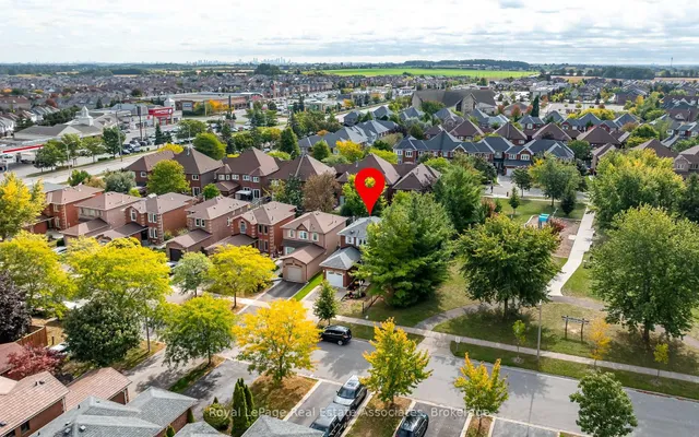 67 Smith Dr, Halton Hills 4