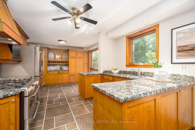 1033 Fair Birch Dr, Mississauga 4
