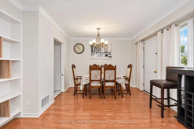 9 Gosford Blvd #3, Toronto 3