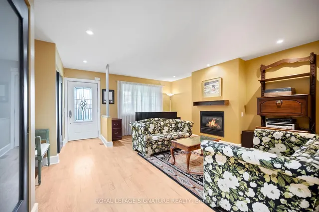 830 Ninth St, Mississauga 5