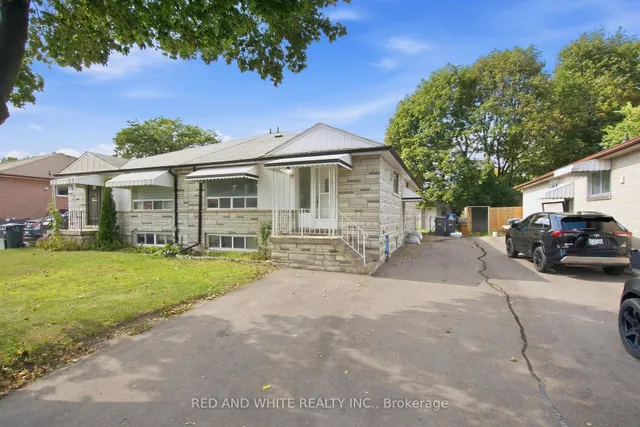 14 Avondale Blvd, Brampton 2