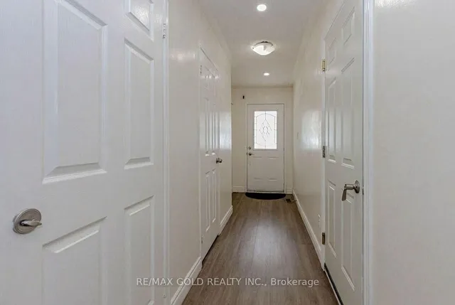 35 Ridgefield Crt, Brampton 3