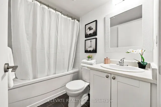 812 Lansdowne Ave #408, Toronto 2