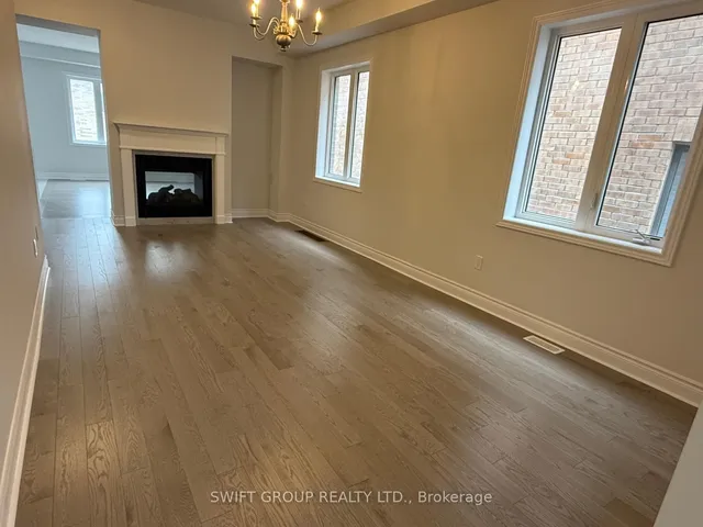 31 Keyworth Cres, Brampton 2