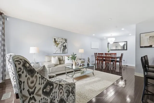 2506 Cobbinshaw Circ, Mississauga 4