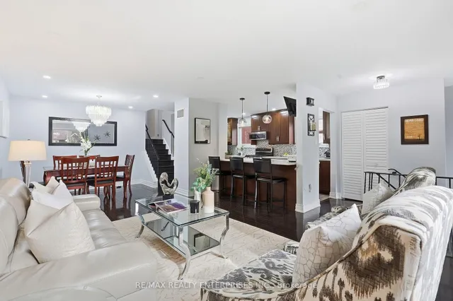 2506 Cobbinshaw Circ, Mississauga 5