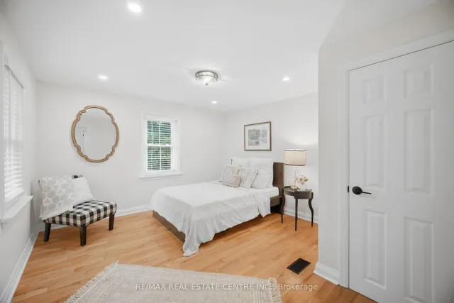 10245 OLD PINE CREST Rd, Brampton 5