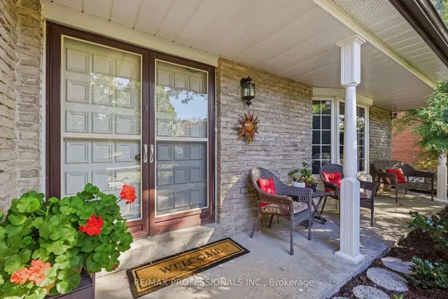 6888 Barrisdale Dr, Mississauga 5