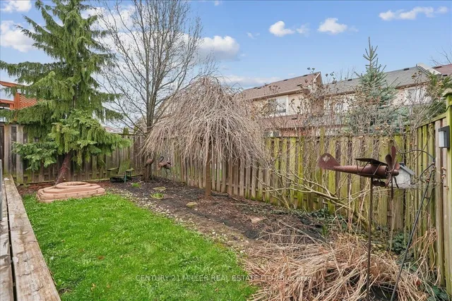 2400 Sequoia Way, Oakville 5