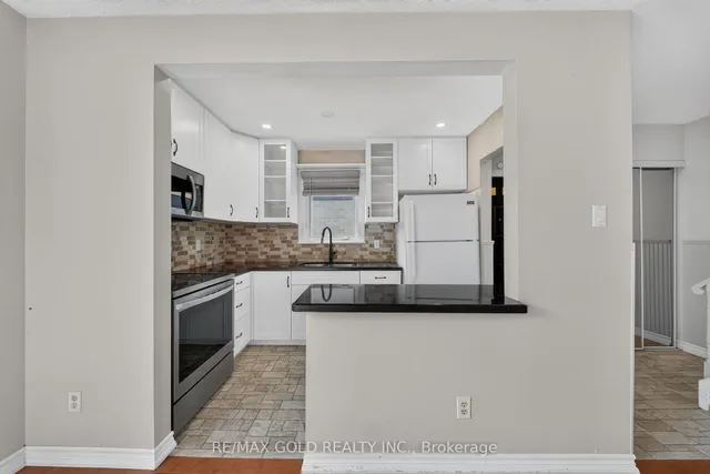 6 Jennifer Sq, Brampton 5