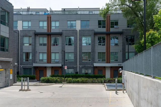 650 Atwater Ave #21, Mississauga 2