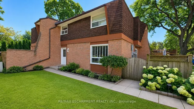 661 Francis Rd #4, Burlington 4