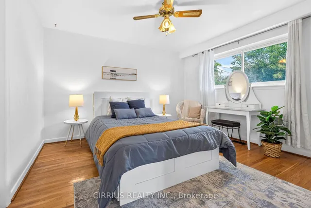 1308 Redbank Cres, Oakville 4