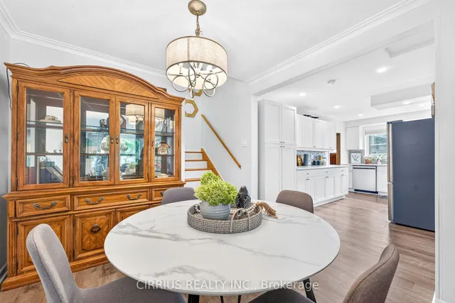 1308 Redbank Cres, Oakville 5