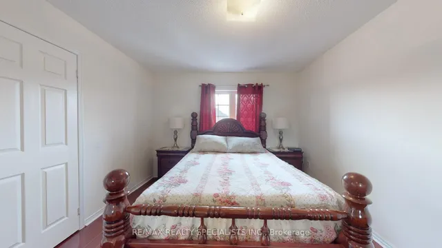 13 Ledgerock Rd, Brampton 5