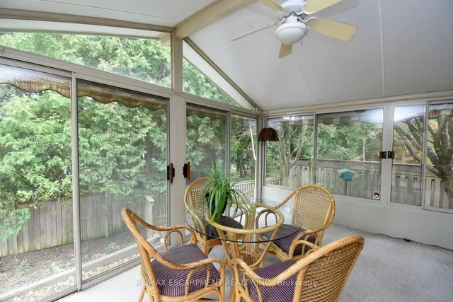 715 BATEMAN Crt, Burlington 3