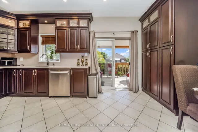 7349 Zinnia Pl, Mississauga 5