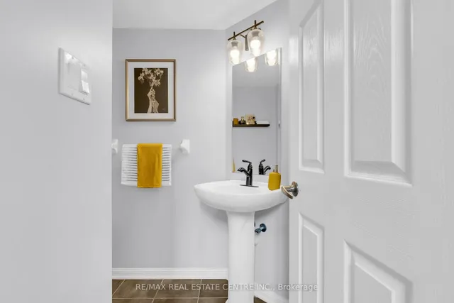 2435 Coho Way, Oakville 4