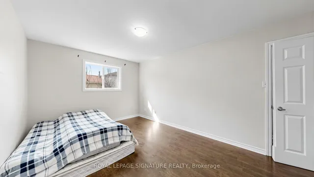 15 Gainsborough Rd, Brampton 2
