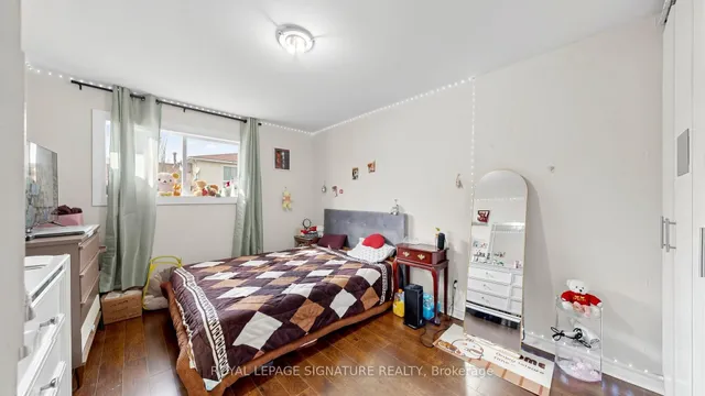 15 Gainsborough Rd, Brampton 3