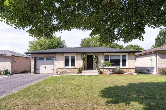 96 Macdonald Cres, Milton 2