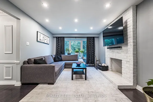 52 Newcastle Cres, Brampton 3