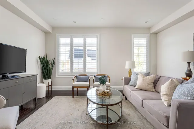1127 Haig Blvd #2, Mississauga 2