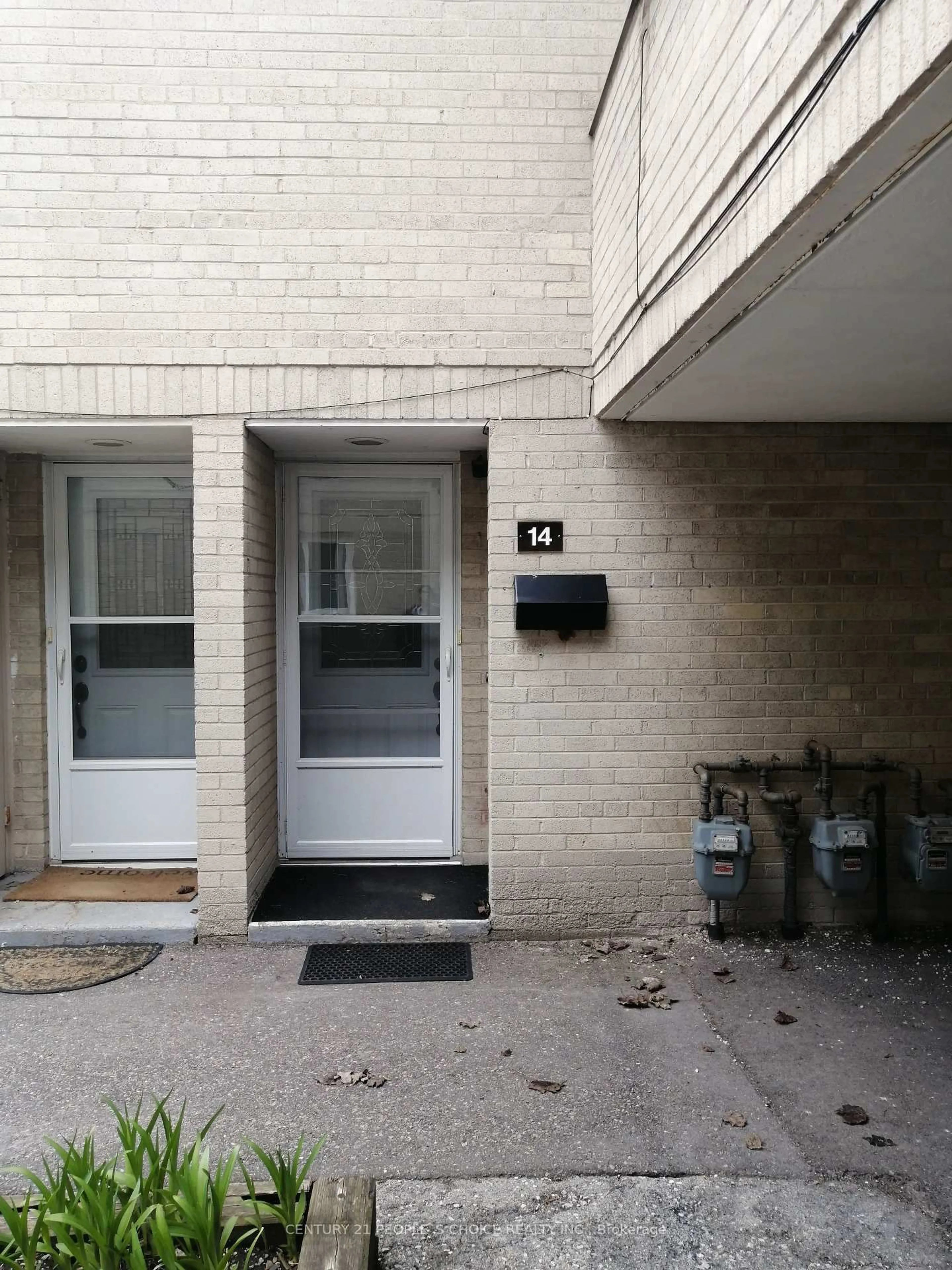 trreb/IMG-W13824836_f98f38eb-4c0c-49ce-aa0f-7b31dddfa838-l.jpg