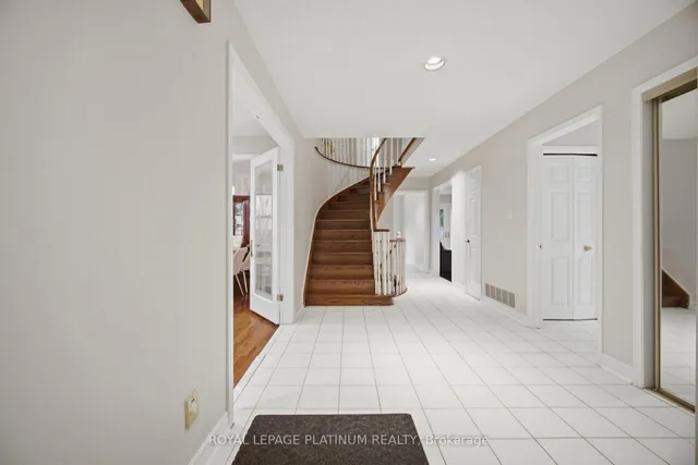 2542 Pollard Dr, Mississauga 4
