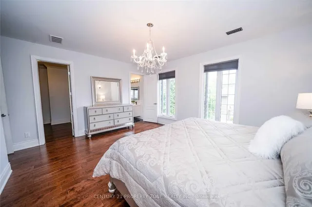 77 Bowshelm Crt, Mississauga 5