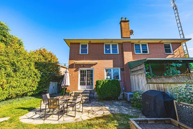 2301 Barclay Rd, Burlington 5