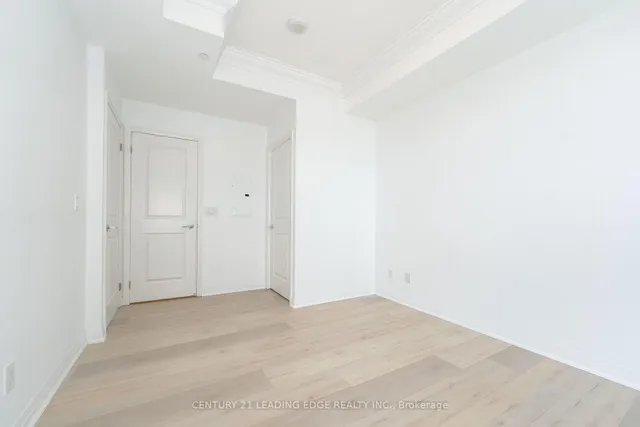59 Annie Craig Dr #603, Toronto 4