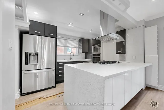 5 Aldgate Ave, Toronto 5