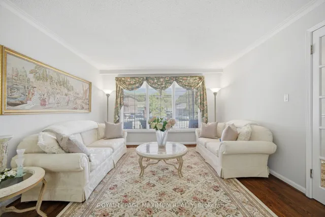 255 John St, Toronto 3