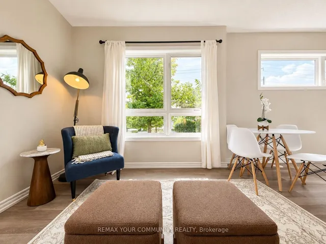 90 Caledonia Park Rd #2, Toronto 5