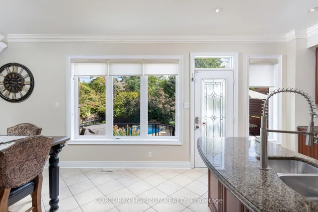 1384 Ferncrest Rd, Oakville 4