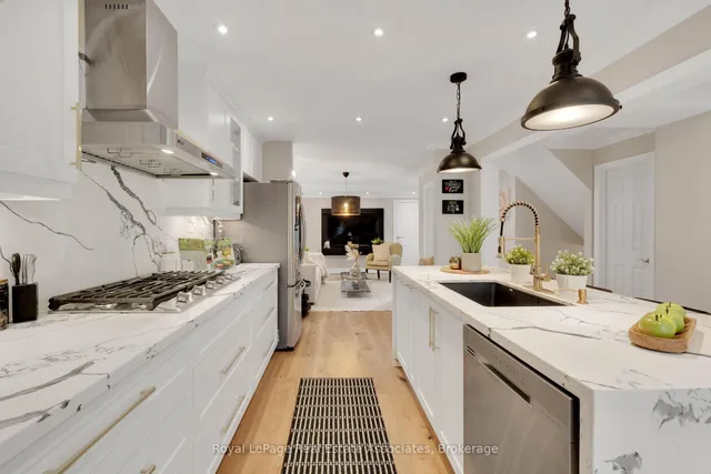 3840 Althorpe Circ, Mississauga 2