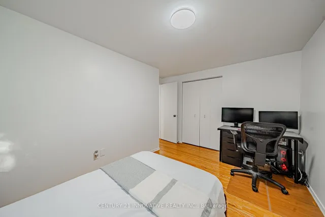 2395 Bromsgrove Rd #21, Mississauga 5