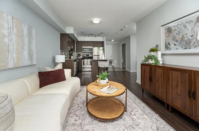 816 Lansdowne Ave #320, Toronto 5