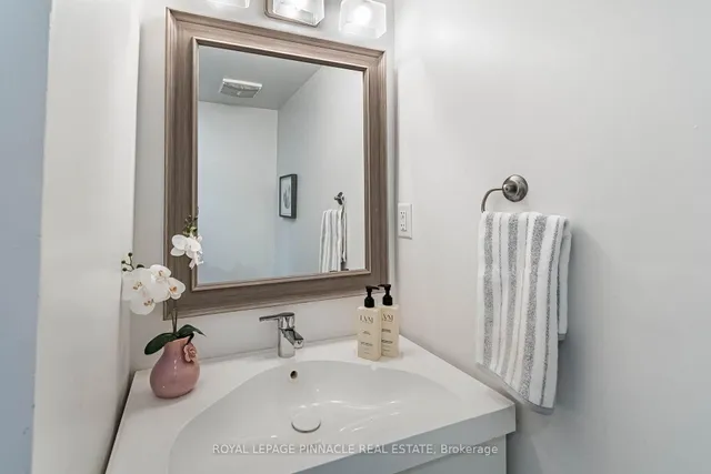 3480 Upper Middle Rd #4, Burlington 2