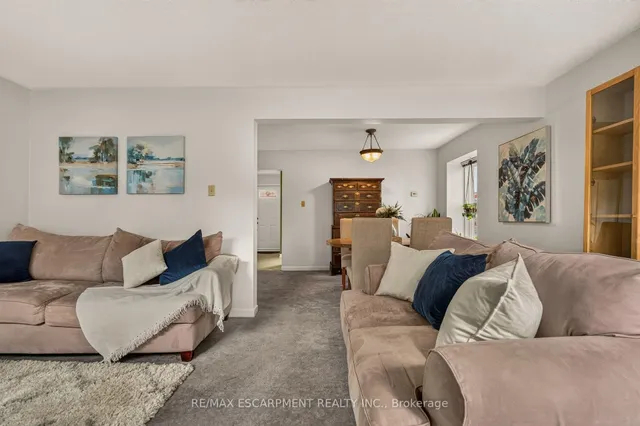 900 Central Park Dr #69, Brampton 2