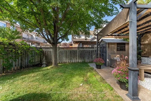 407 Baverstock Cres, Milton 5