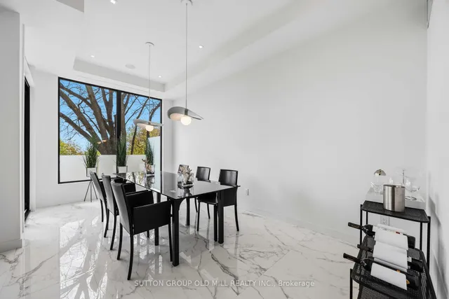 89 Regal Rd, Toronto 4