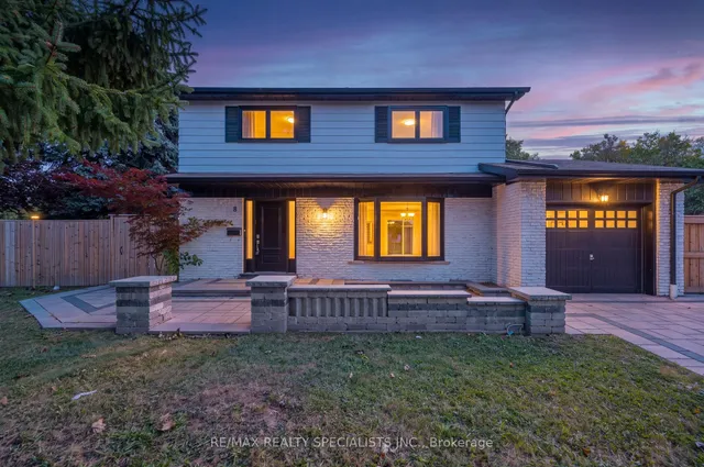 8 CULHAM St, Oakville 2