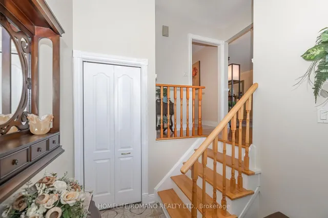 915 Lovingston Cres, Mississauga 4