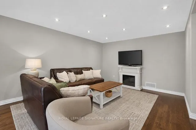 439 Ginger Dwns, Mississauga 4