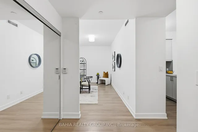 6 Eva Rd #301, Toronto 4