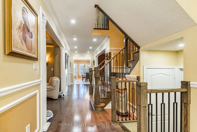 49 Maisonneuve Blvd, Brampton 3