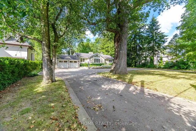 1037 Lakeshore Rd, Oakville 4