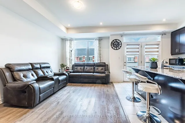 25 Keppel Circ, Brampton 5